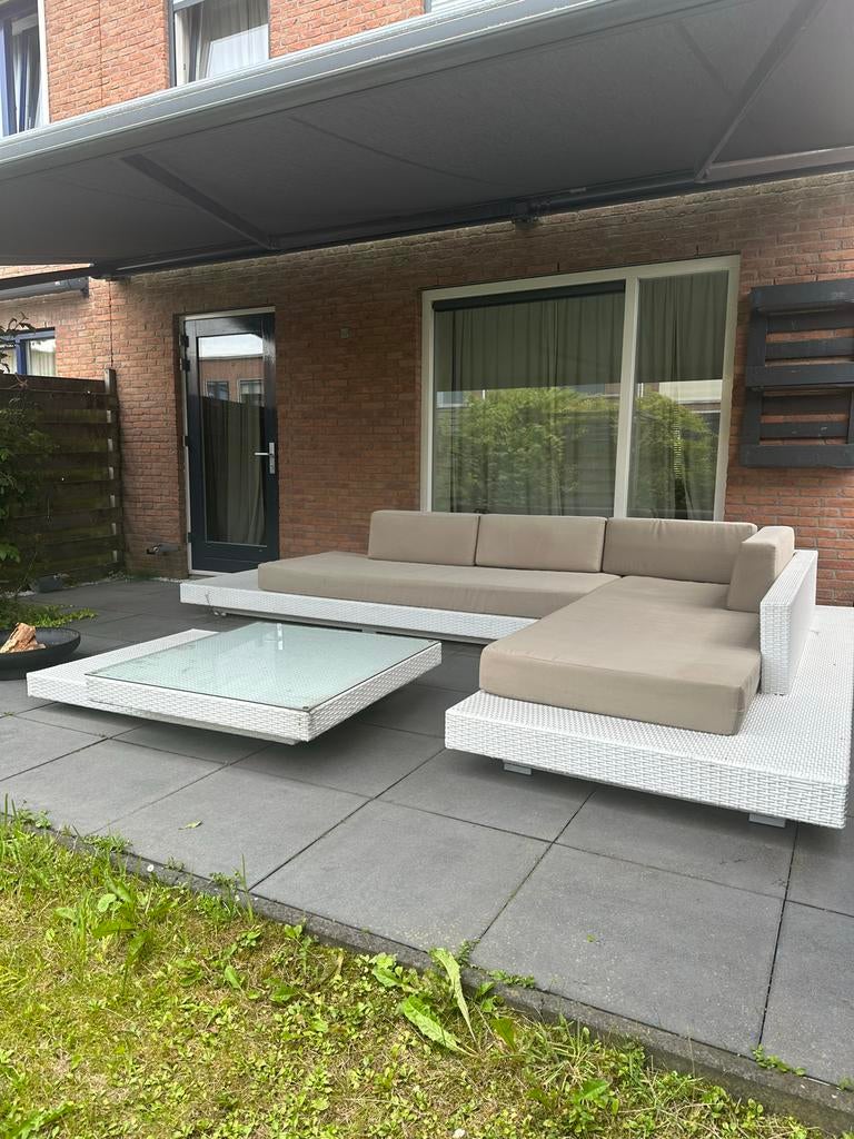 Grote Loungeset met salontafel, Ophalen, 5 zitplaatsen, Kunststof, Gebruikt