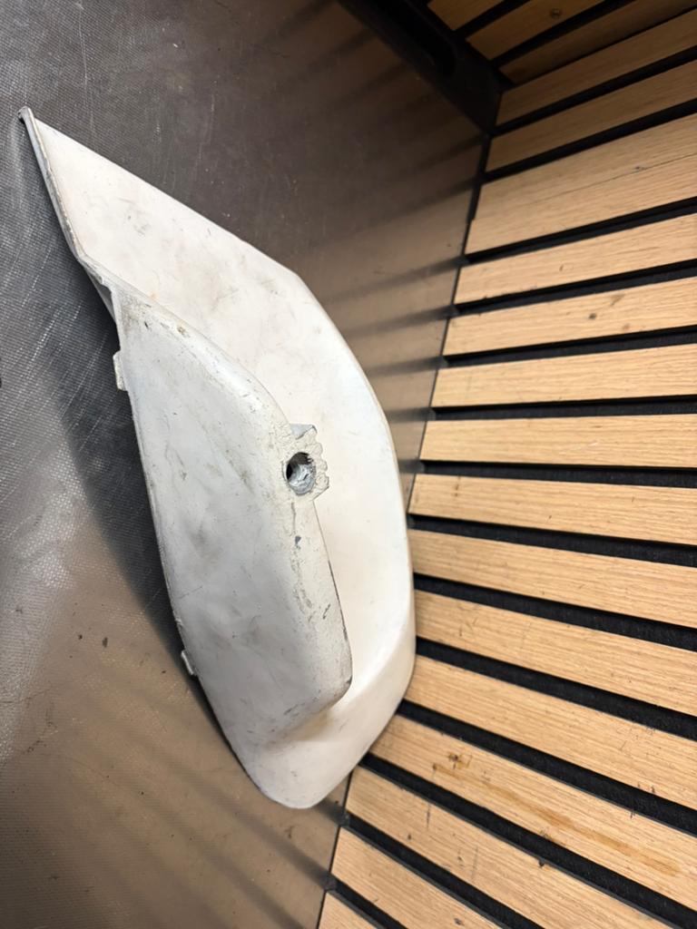 piaggio skipper zijkappen, Ophalen