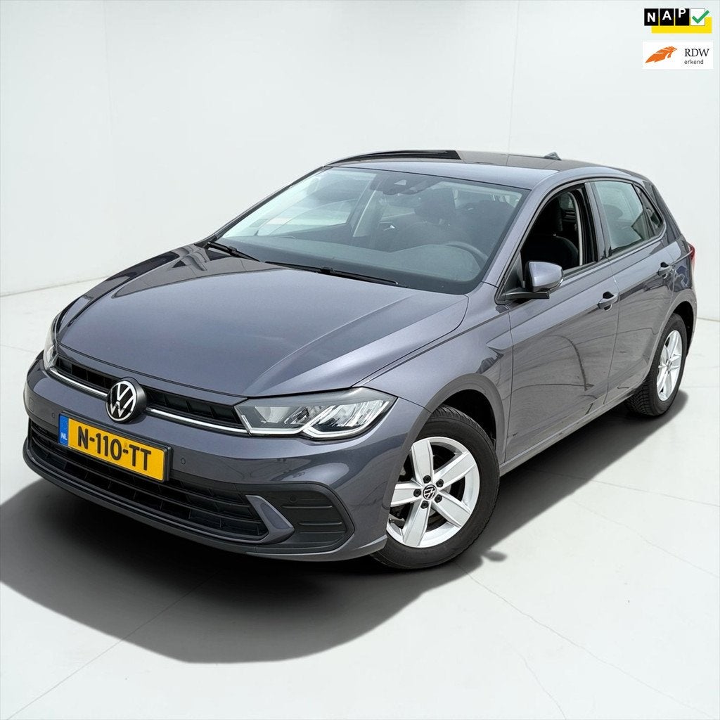 Volkswagen Polo 1.0 TSI Life LED CARPLAY CAM SENSOREN, Auto's, Volkswagen, Voorwielaandrijving, Stof, Gebruikt, Euro 6