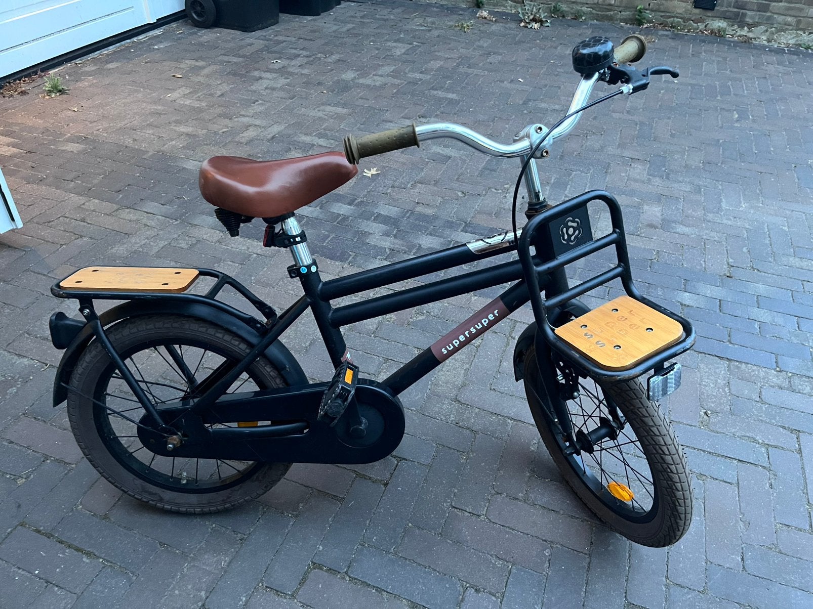 Leuke Popal fiets - Jongens - 16 inch - Inc. Zijwieltjes, Ophalen, Terugtraprem, Zijwieltjes, 16 tot 20 inch