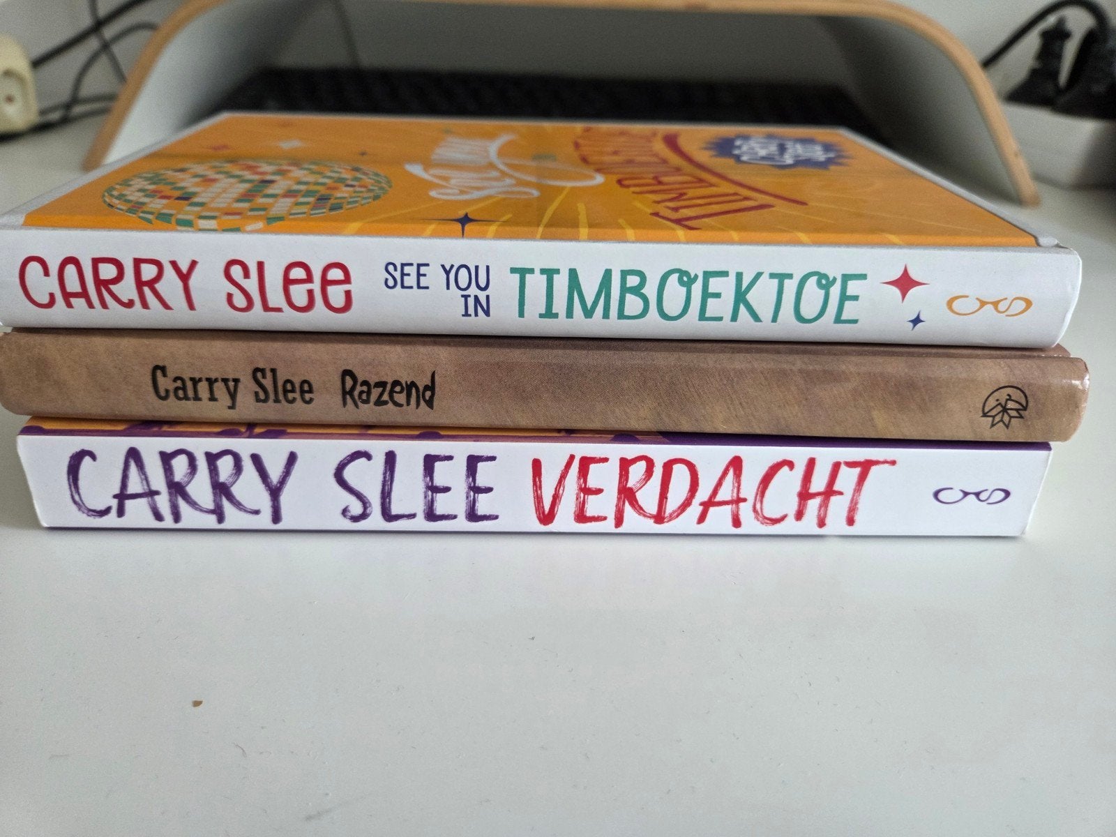 Carry Slee Boeken: Timboektoe, Razend, Verdacht, Ophalen of Verzenden, Gelezen, Carry Slee, Fictie