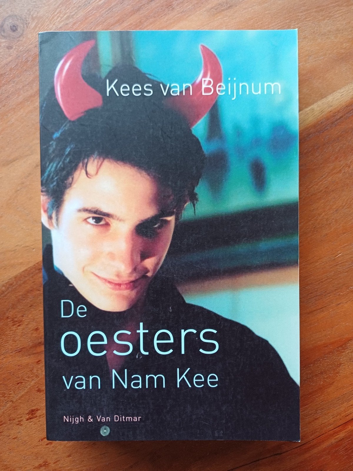De Oesters van Nam Kee - Kees van Beijnum, Ophalen of Verzenden, Zo goed als nieuw, Kees van Beijnum