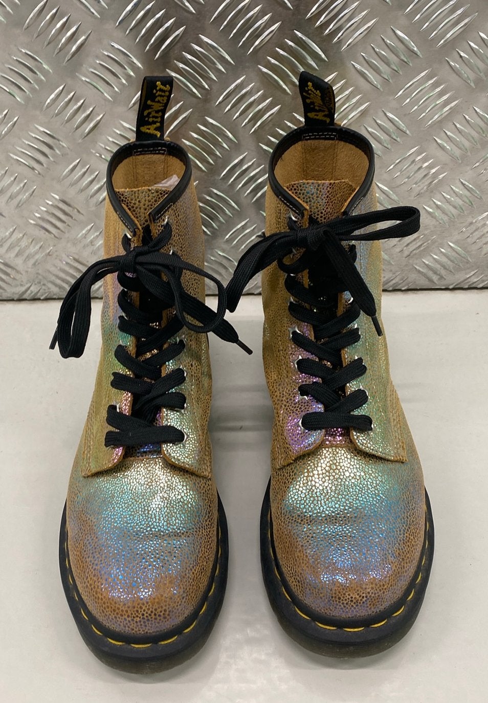Geweldige Dr. Martens 1460 Rainbow Ray 41 nieuw, Schoenen met lage hakken, Overige kleuren, Ophalen of Verzenden, Zo goed als nieuw