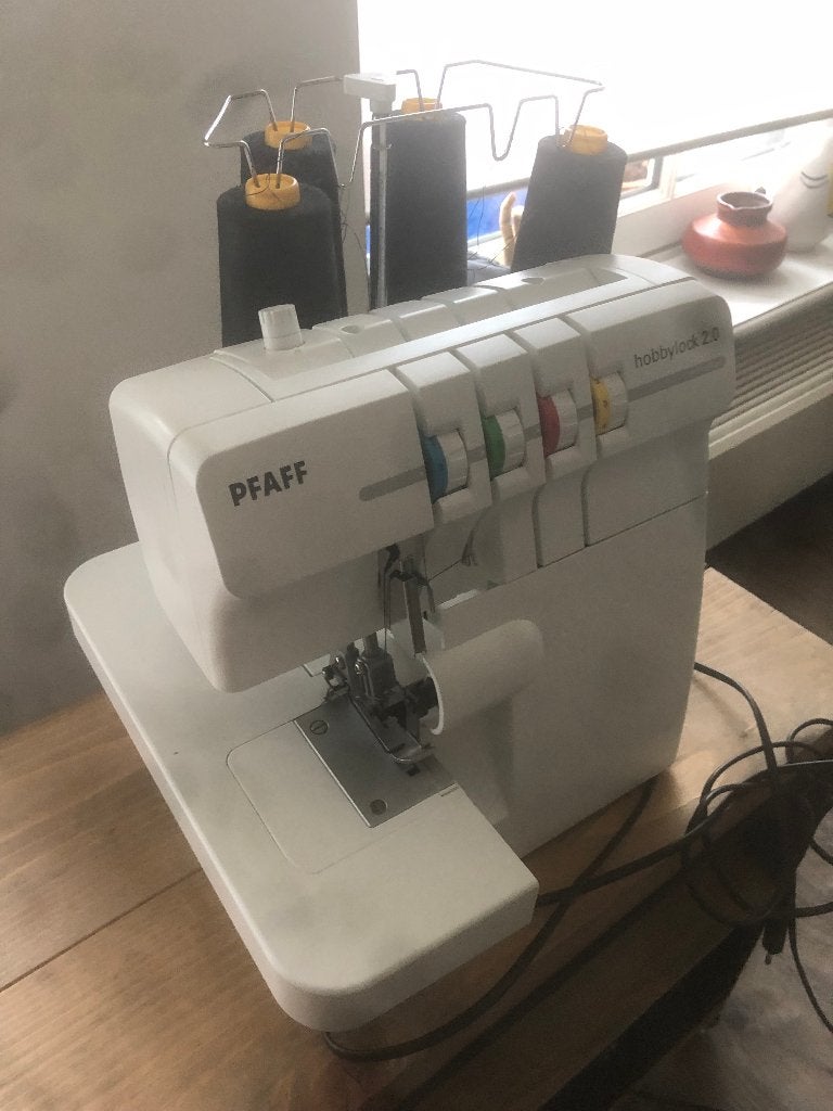 Pfaff Hobbylock 2.0 Overlockmachine, Ophalen of Verzenden, Zo goed als nieuw, Lockmachine, Pfaff