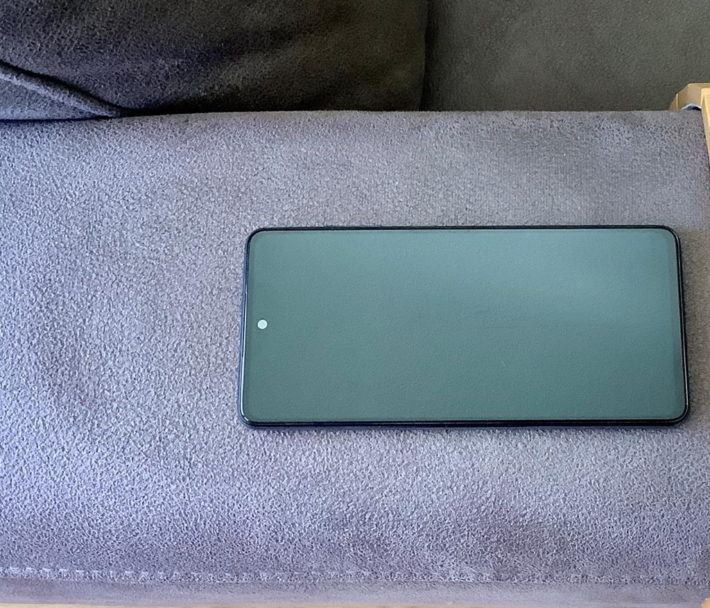 Samsung Galaxy A52s met twee hoesjes, Zwart, Ophalen of Verzenden, Zo goed als nieuw, Zonder simlock