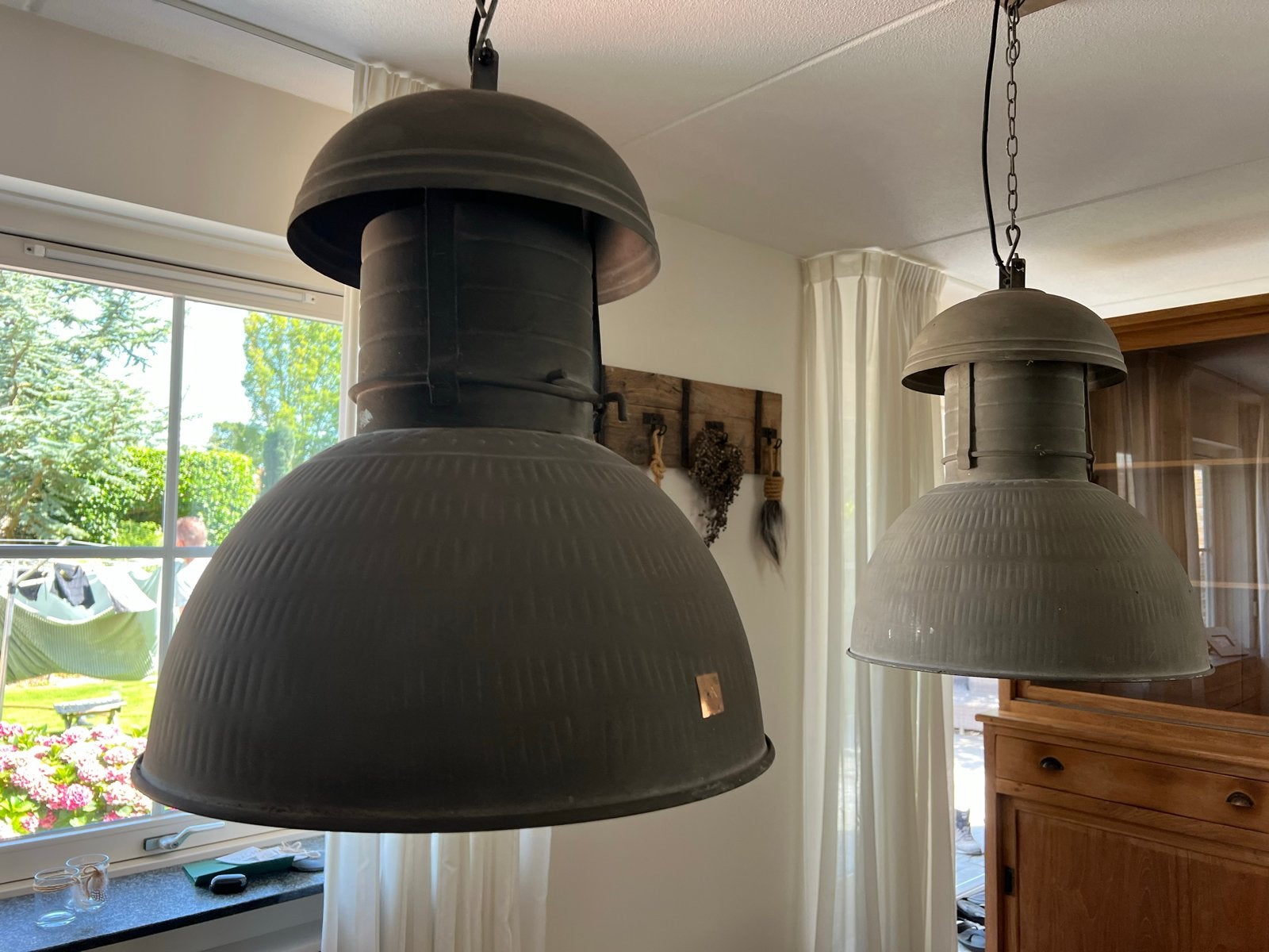 Set van 2 HKliving industriële hanglampen, Huis en Inrichting, Lampen | Hanglampen, Ophalen, Gebruikt, Metaal