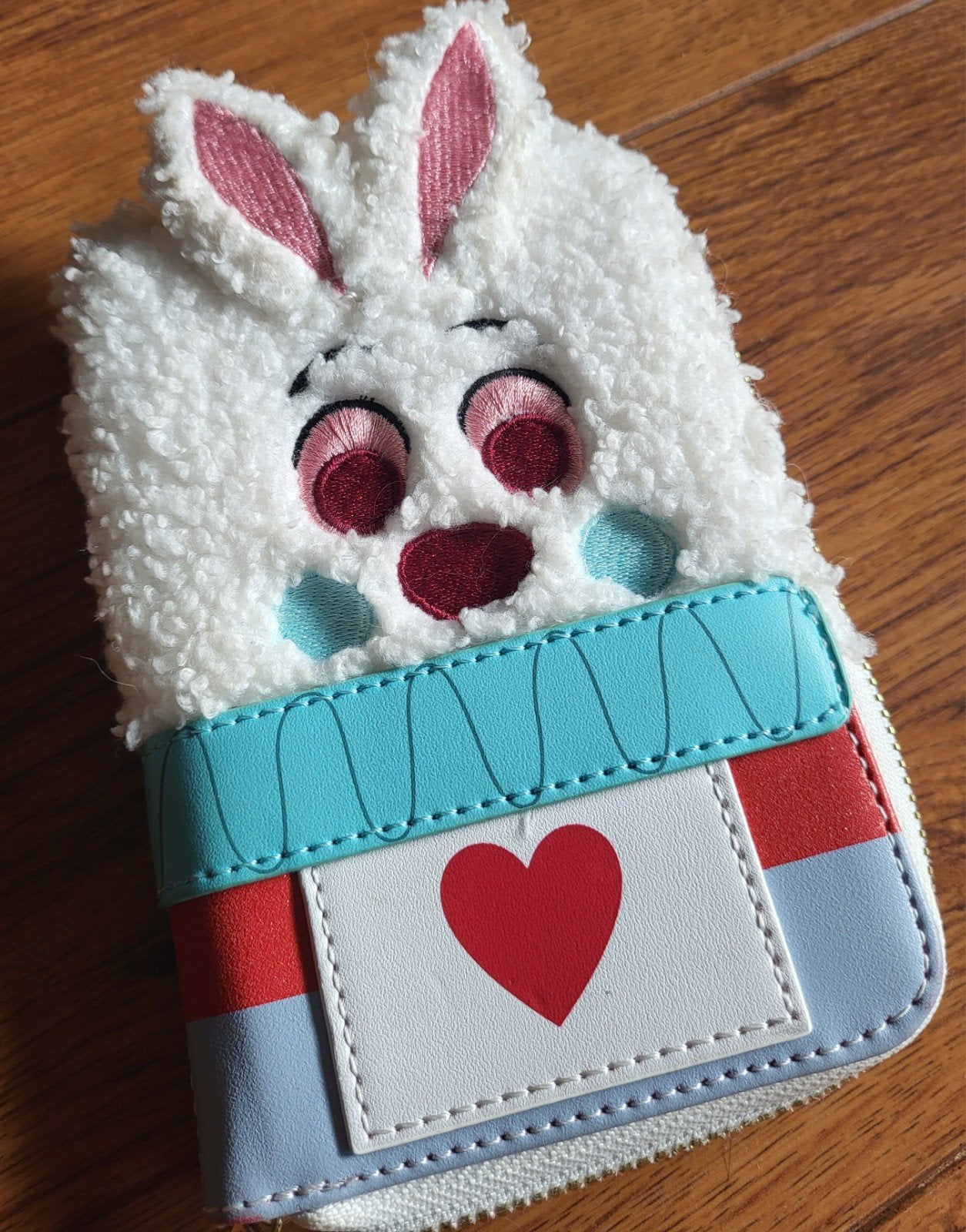 loungefly disney Alice in wonderland grote portemonnee., Ophalen of Verzenden, Overige figuren, Nieuw