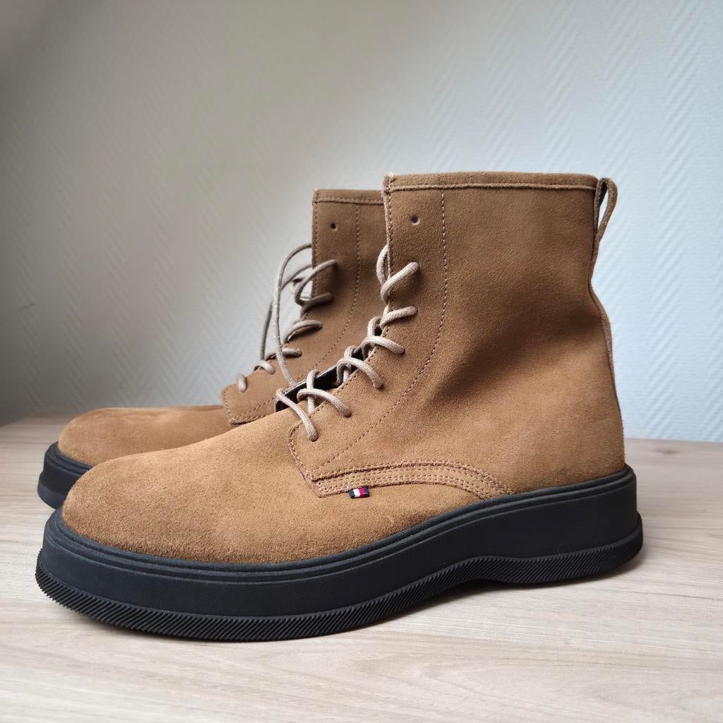 Nieuwe Originele Tommy Hilfiger Boots - Beige - Maat 45, Kleding | Heren, Schoenen, Overige kleuren, Nieuw, Ophalen of Verzenden