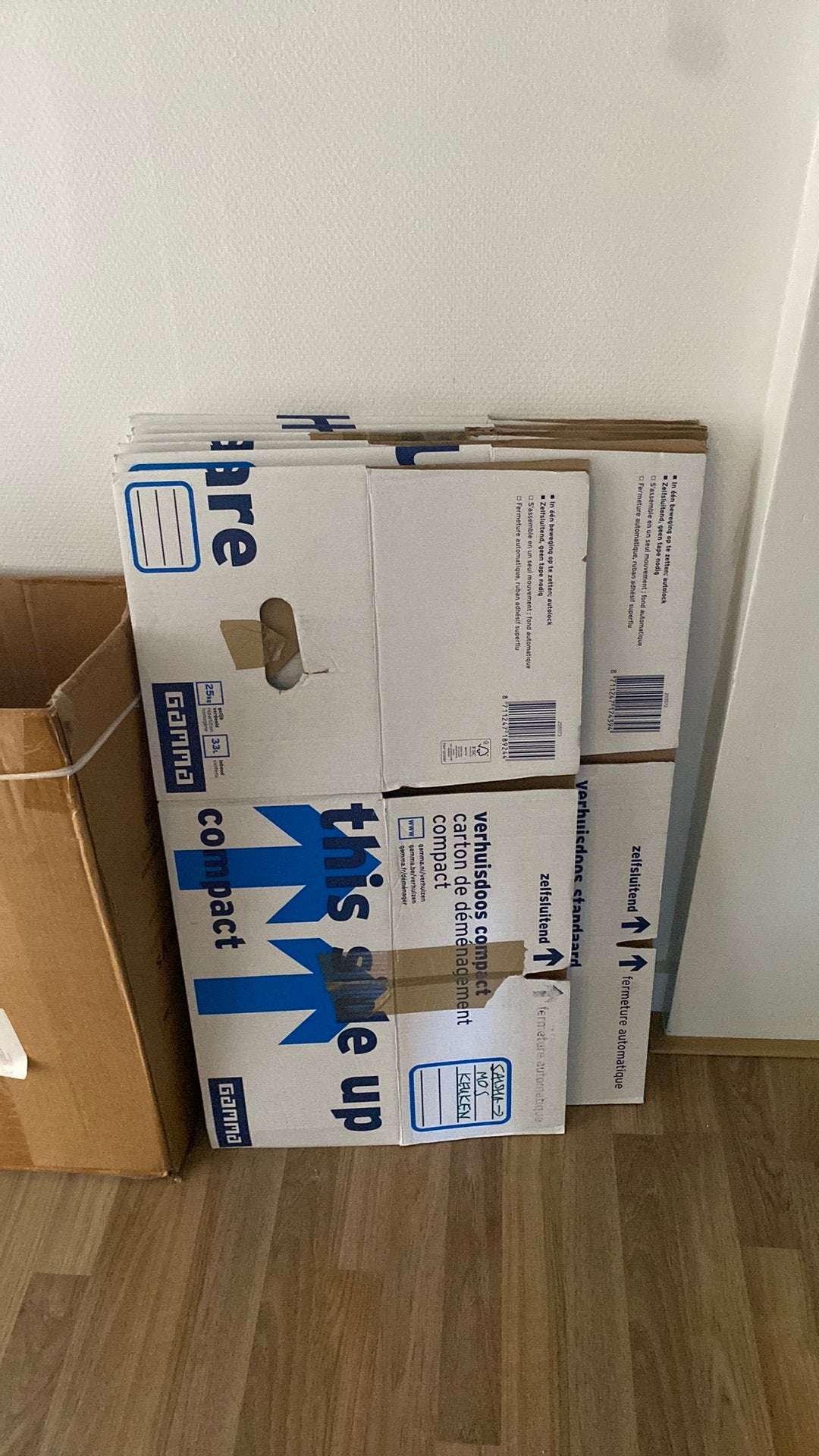 6 Gamma verhuisdozen, Ophalen