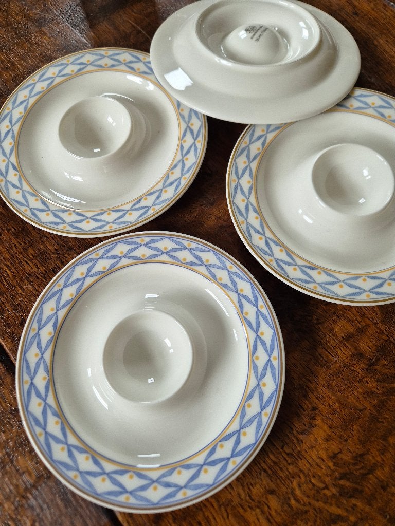 4 bone china eierdopjes Hutschenreuther, Overige typen, Nieuw, Ophalen of Verzenden, Overige stijlen