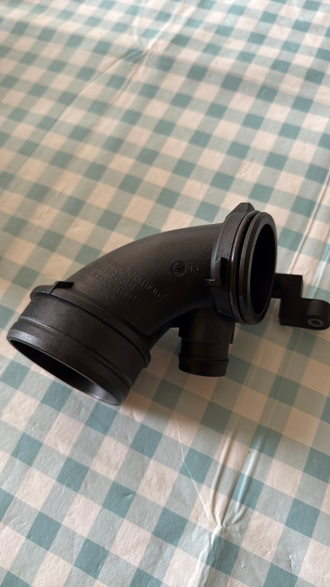 VAG 5Q0 129 635L turbo inlet pipe, Auto-onderdelen, Ophalen of Verzenden, Gebruikt, Volkswagen