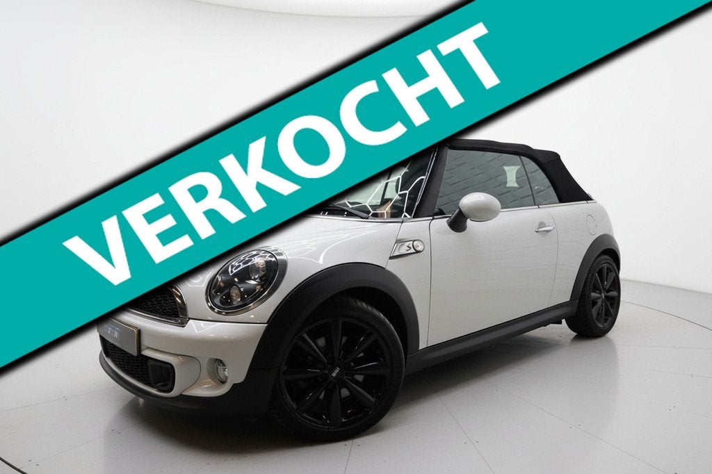 Mini Cabrio 1.6 Cooper S AUTOMAAT PDC LEER NAVI STOELVERW, Euro 5, 15 km/l, Gebruikt, Zwart