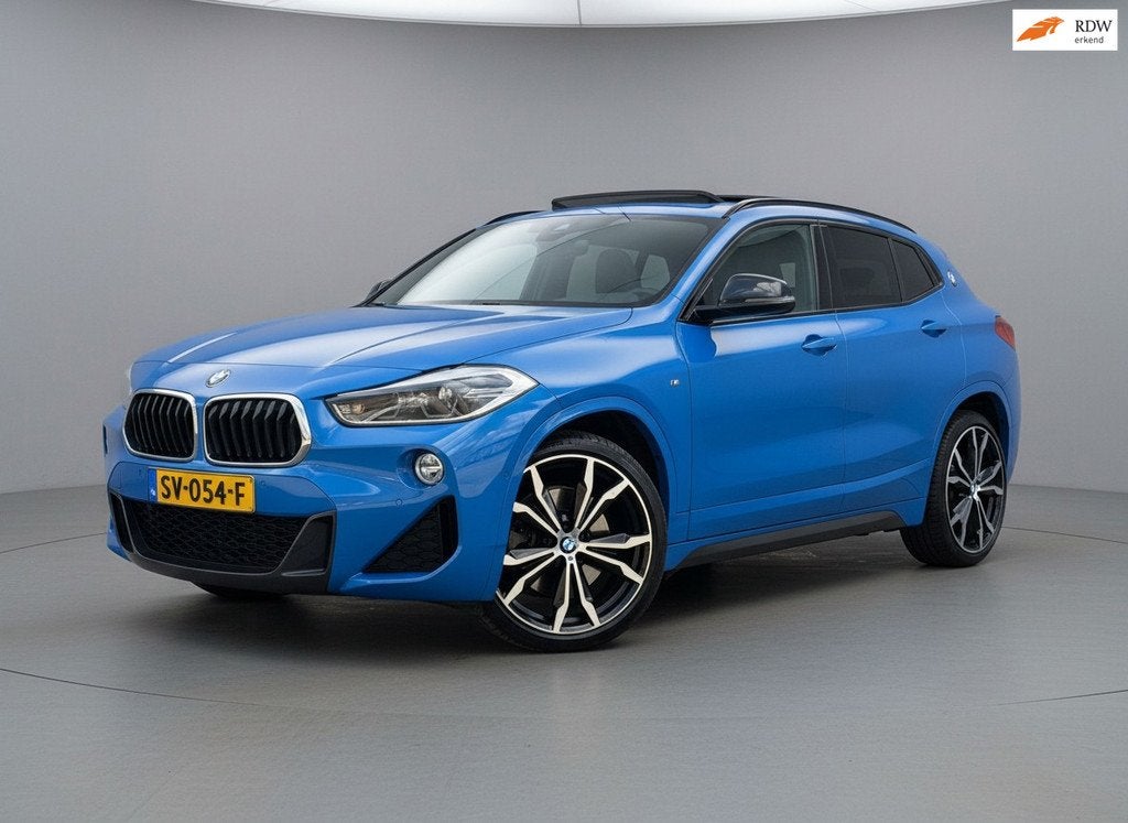 BMW X2 SDrive20i High Executive|M-sport|Pano|HUD|Trekhaak|St, Auto's, BMW, 1998 cc, X2, Bedrijf, SUV of Terreinwagen