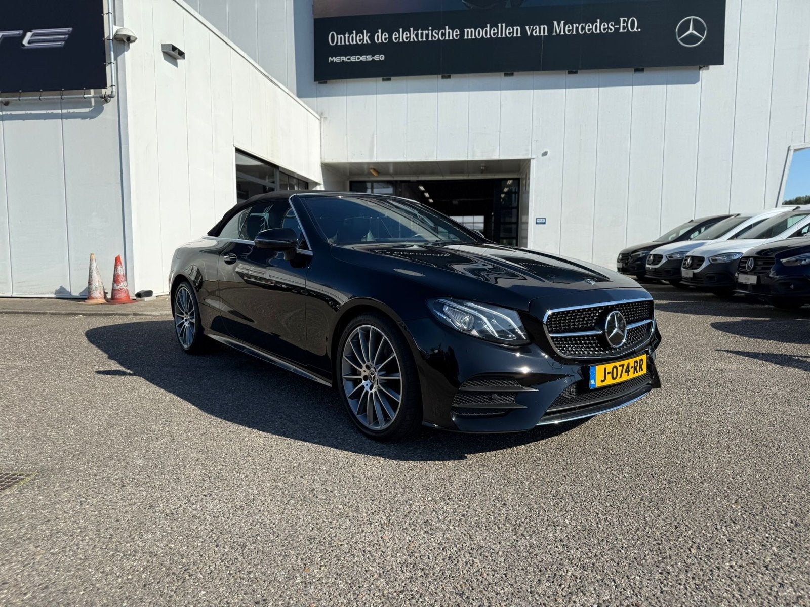 Mercedes-Benz E-Klasse E400 333PK 7G-TRONIC Plus 2018 Zwart, Auto's, Automaat, Achterwielaandrijving, 1800 kg, Cabriolet