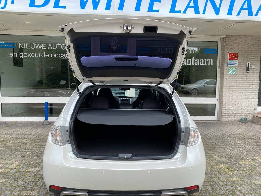 Foto 11 van Subaru WRX STI 2.5 T Sport PARELMOER METALIC DEALER ONDERHOU