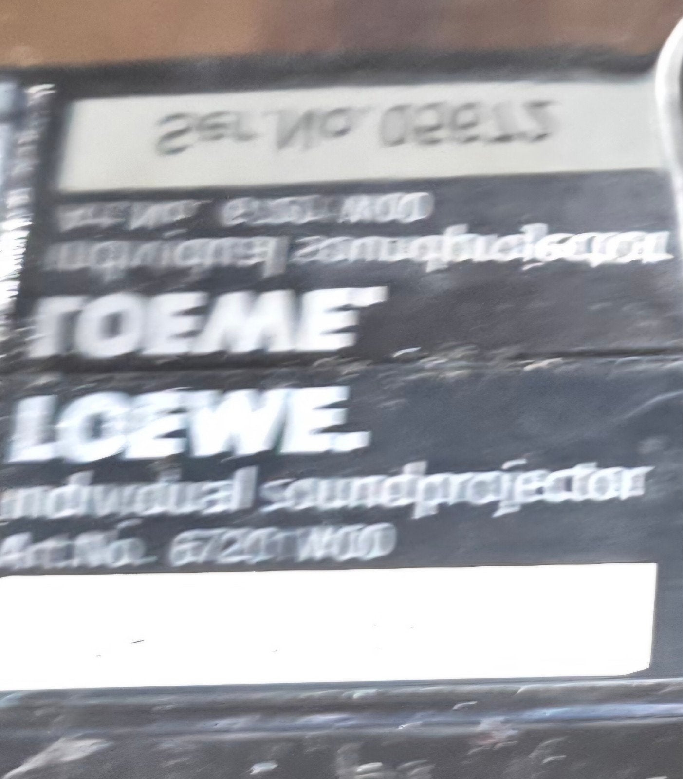 loewe soundbar.moet weg., Audio, Tv en Foto, Televisies, Ophalen of Verzenden, Gebruikt