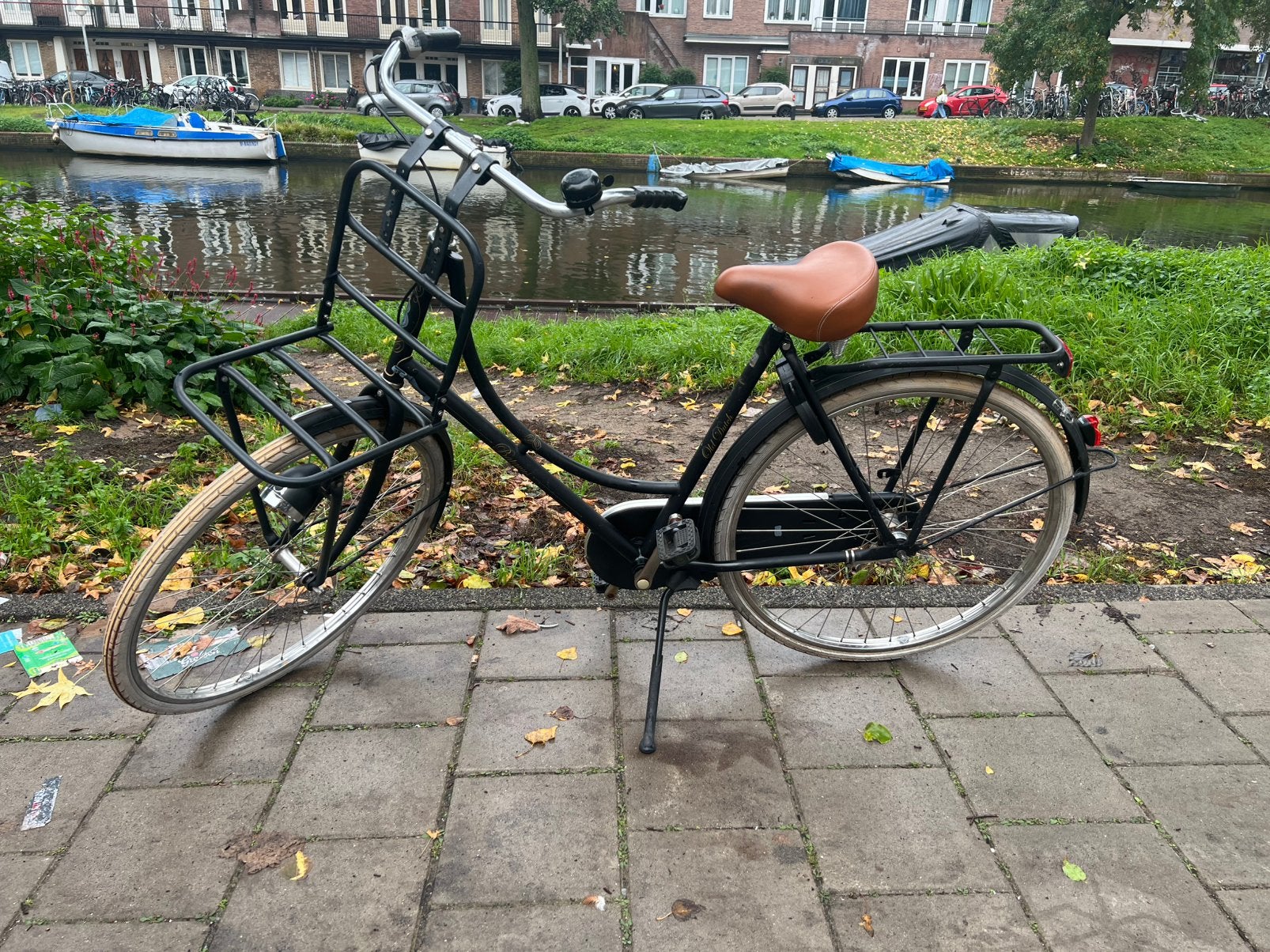 Very clean 28-inch bicycle, Fietsen en Brommers, 56 cm of meer, Ophalen, Zo goed als nieuw