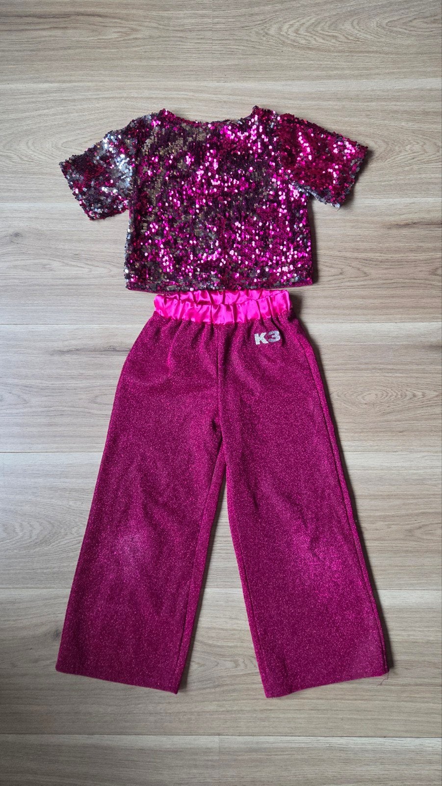 K3 Glitter outfit maat 134, Ophalen of Verzenden, Gebruikt, 134 t/m 140, Meisje