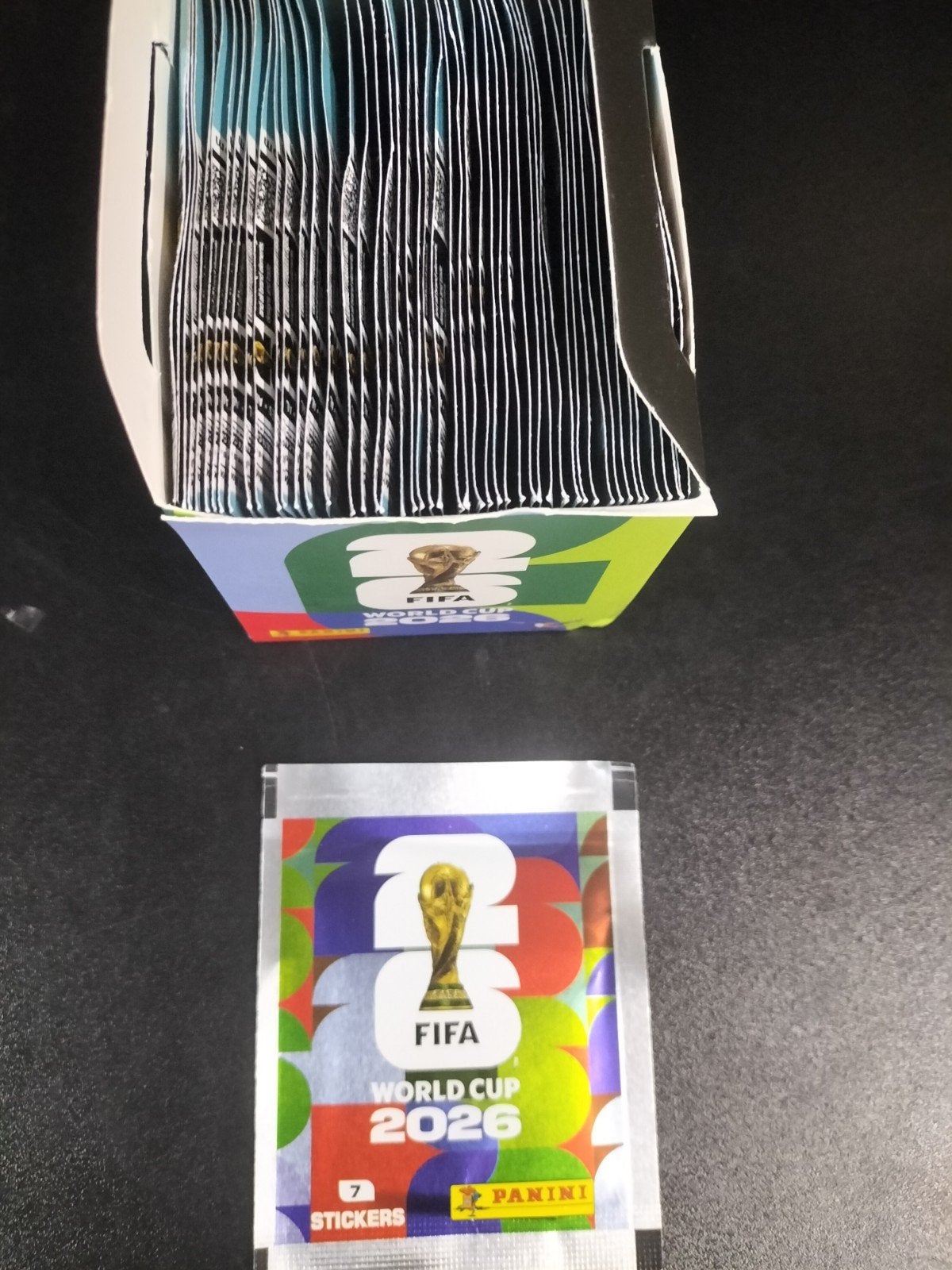 Panini FIFA World Cup 2026 Stickerpakketjes (doos), Ophalen of Verzenden, Nieuw, Sport