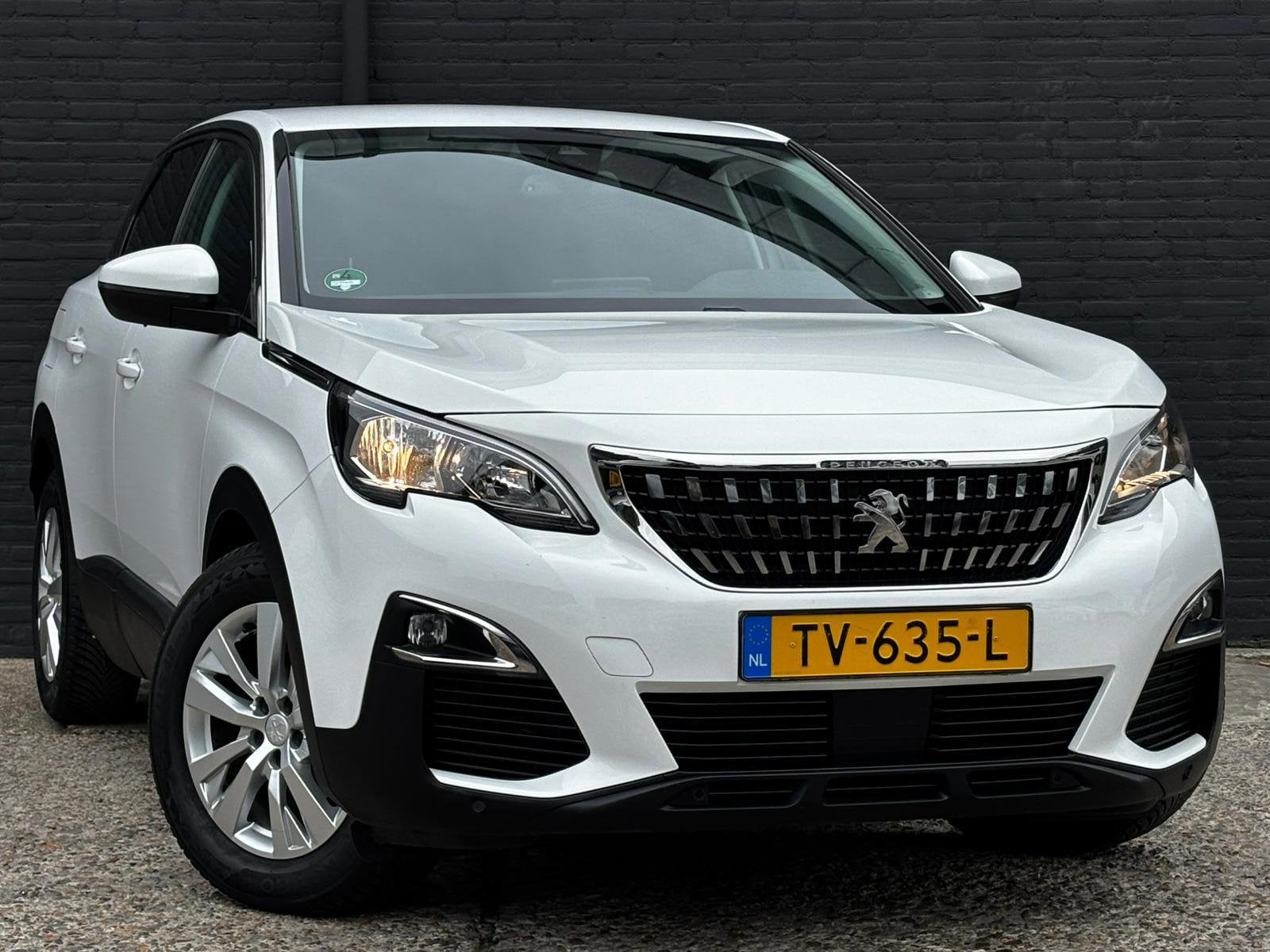 Peugeot 3008 1.2 PureTech Blue Lease Executive CAMERA|PDC|CR, Auto's, Voorwielaandrijving, Stof, Gebruikt, 1199 cc