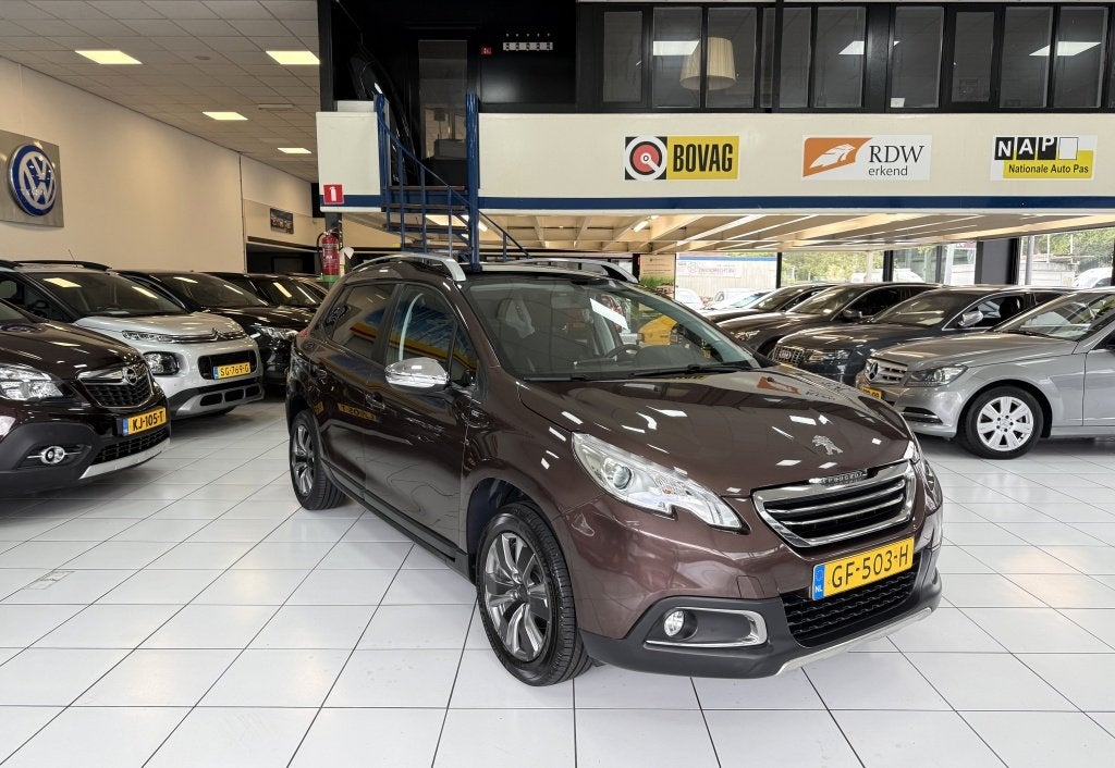 Peugeot 2008 1.2 PureTech Style Bovag OOK S AVONDS GEOPEND O, Automaat, Dealer onderhouden, Euro 6, 1199 cc