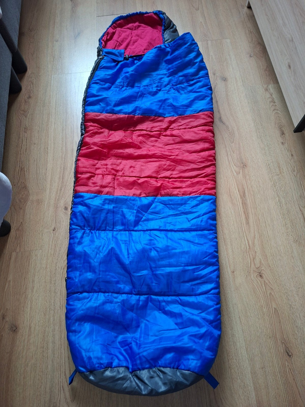 Slaapzak - Blauw/Rood - Ideaal voor kamperen, Ophalen of Verzenden, Zo goed als nieuw