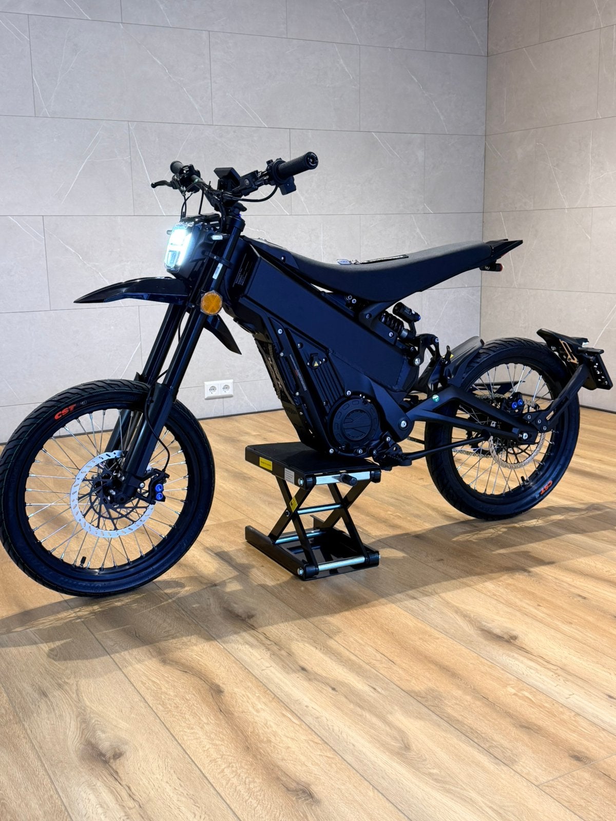 Talaria XXXV2 Pro L1E - Elektrische Crossmotor, Nieuw, 59 cm of meer, 50 km per accu of meer, Ophalen