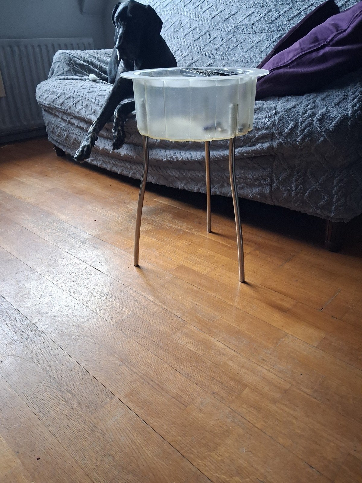 IKEA Kunststof Bijzettafel met Opbergruimte, Ophalen, Kunststof, Gebruikt, Rond