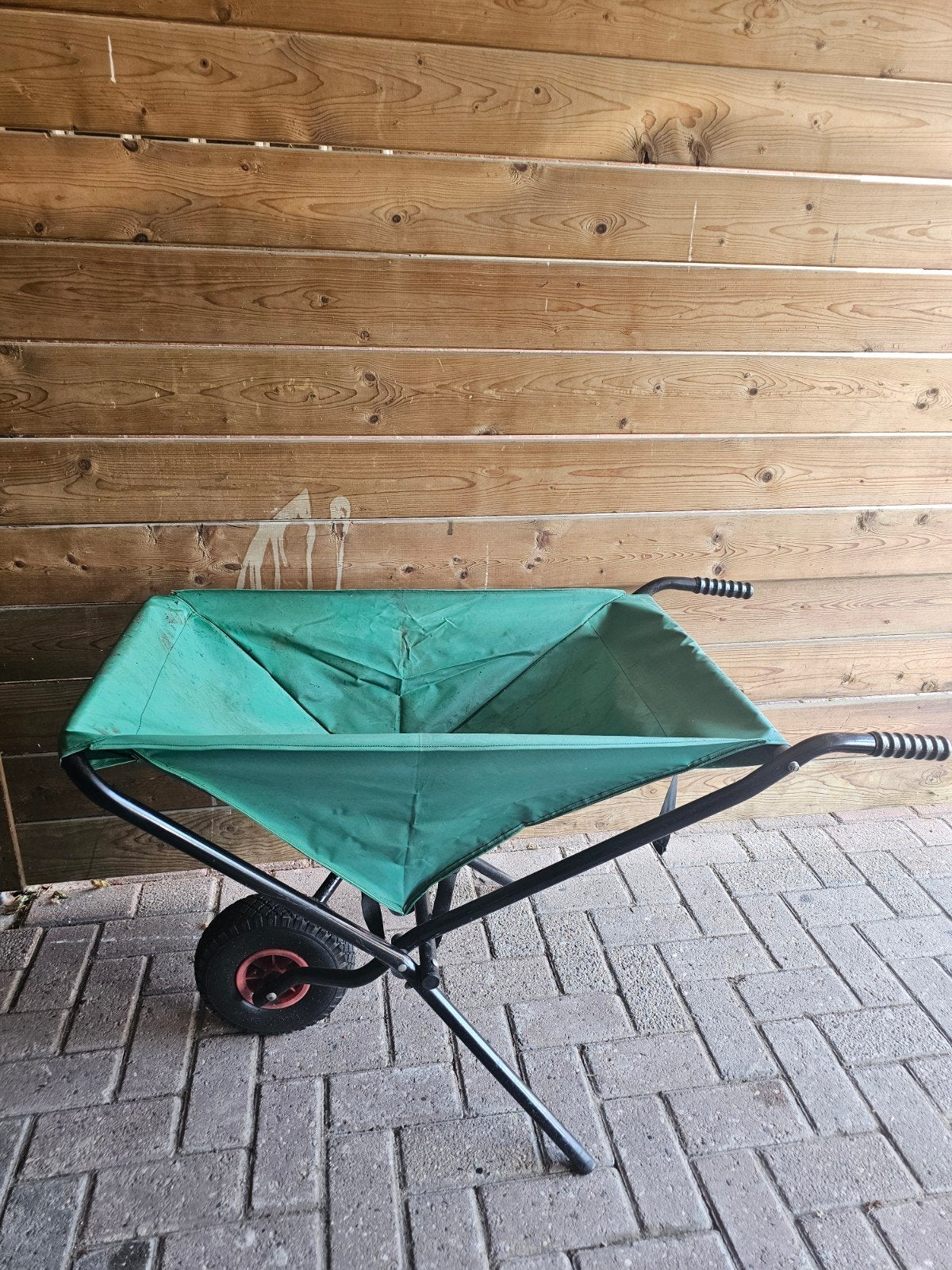 Opvouwbare kruiwagen - Handig voor tuin en klussen, Ophalen of Verzenden, Gebruikt, Handmatig, Eenwielig