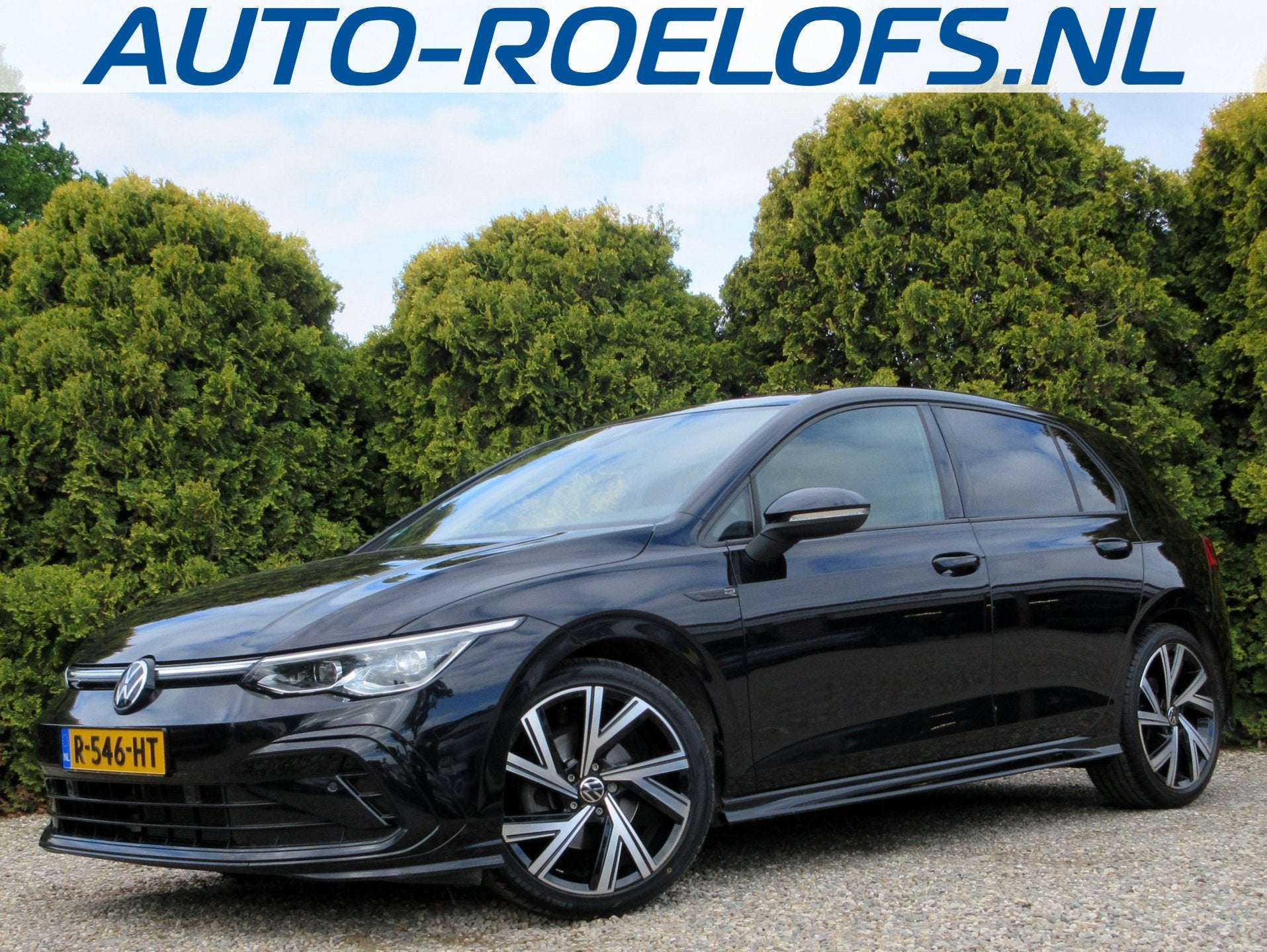 Volkswagen Golf 1.5 eTSI R-Line*Pano * Virt. cockpit * Sfeer, 4 cilinders, 150 pk, Zwart, Bedrijf