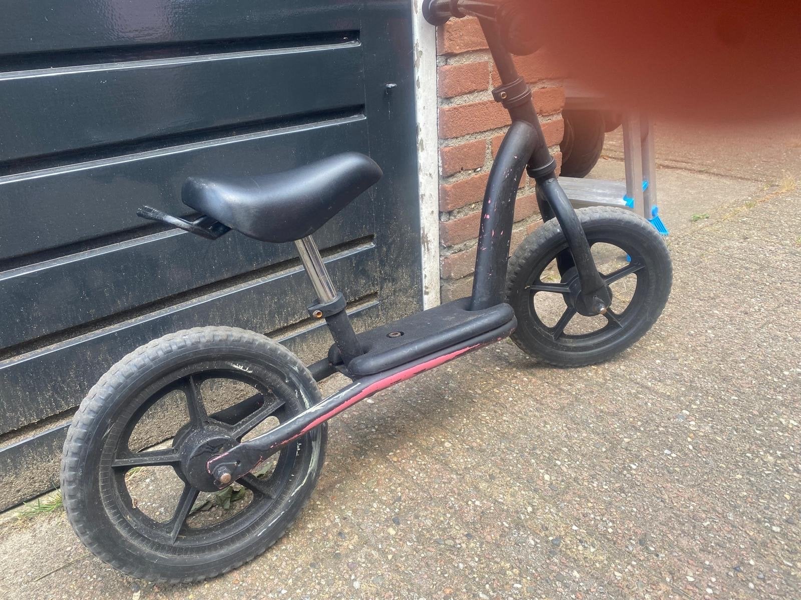 Zwarte loopfiets voor kinderen, Ophalen, Gebruikt, Loopfiets