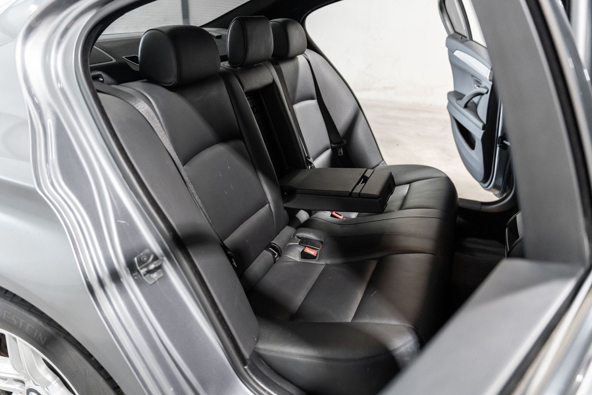 Foto 24 van BMW 5-serie High Executive M Sport | HUD | ACC | Leder | Aut