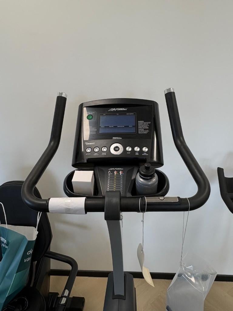 Life Fitness C3 Upright Bike GO Hometrainer - ONGEBRUIKT NEW, Life Fitness, Overige typen, Nieuw, Info@lifefitness.com