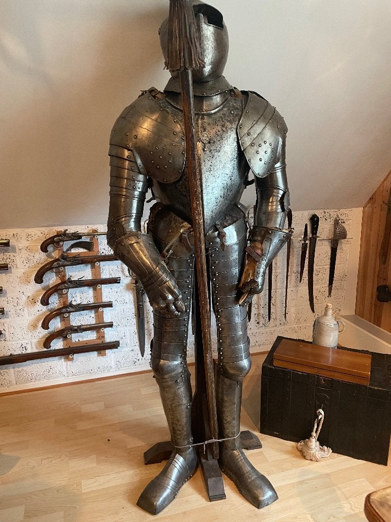 Antiek ridderharnas met speer - Decoratief, Antiek en Kunst, Ophalen
