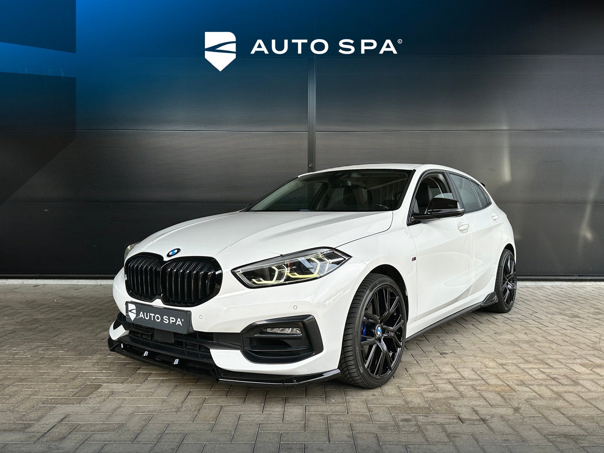 BMW 1 Serie 118i | SPORT | AUT | LED | leer | Clima | Navi |, Gebruikt, Wit, Origineel Nederlands, Bedrijf