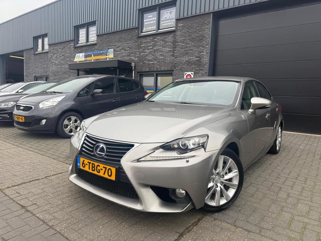 Lexus IS 300h Edition | 2E EIGENAAR | 12MND GARANTIE | AUTOM, Auto's, Lexus, Automaat, Euro 5, Gebruikt, 181 pk