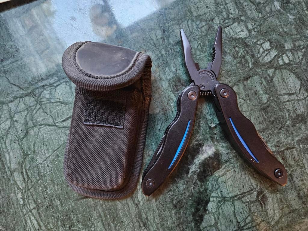 Multitool incl hoesje, Ophalen of Verzenden, Gebruikt