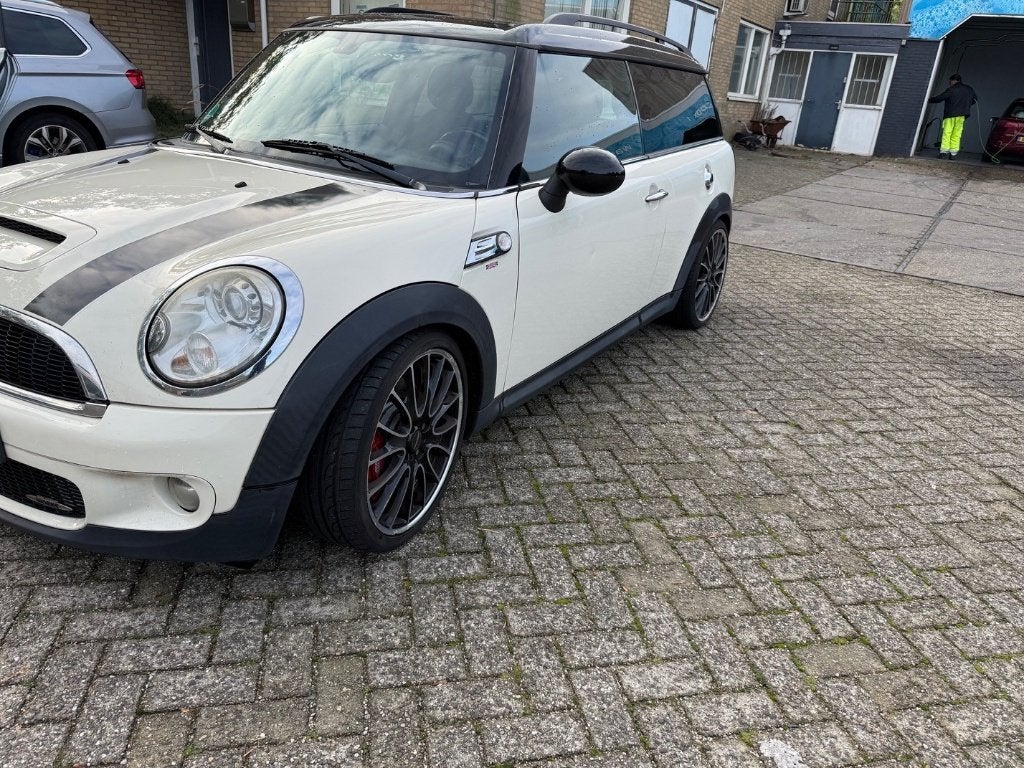 Mini Clubman 1.6 John Cooper S Works 2009 Wit, Auto's, Voorwielaandrijving, 4 cilinders, 4 stoelen, Leder en Stof