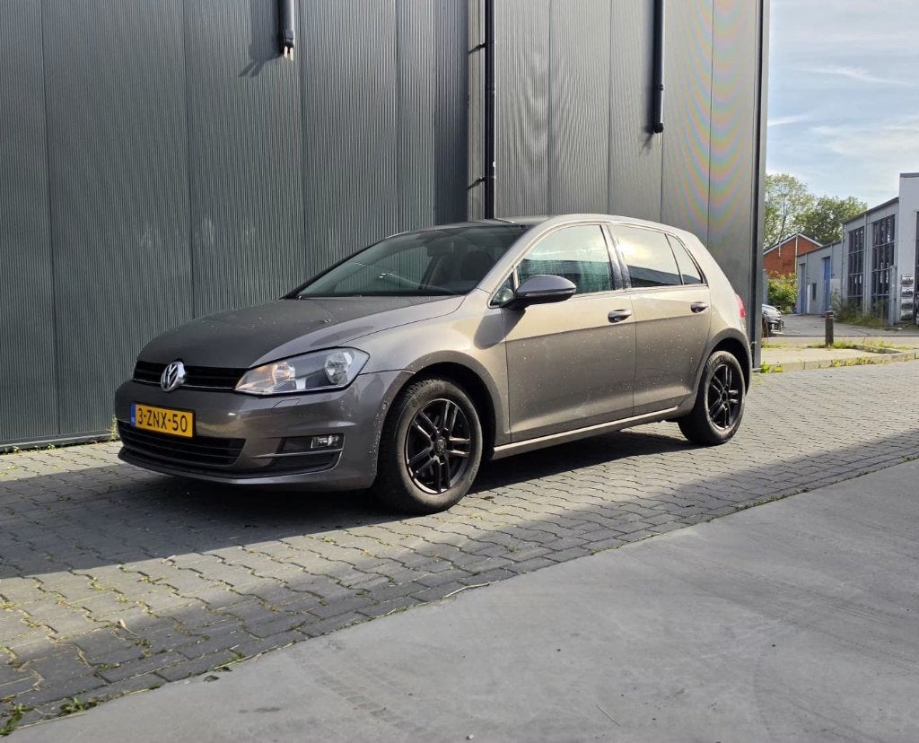 Volkswagen Golf 1.2 TSI 63KW 5D 2013 Grijs, Voorwielaandrijving, Stof, 4 cilinders, 610 kg