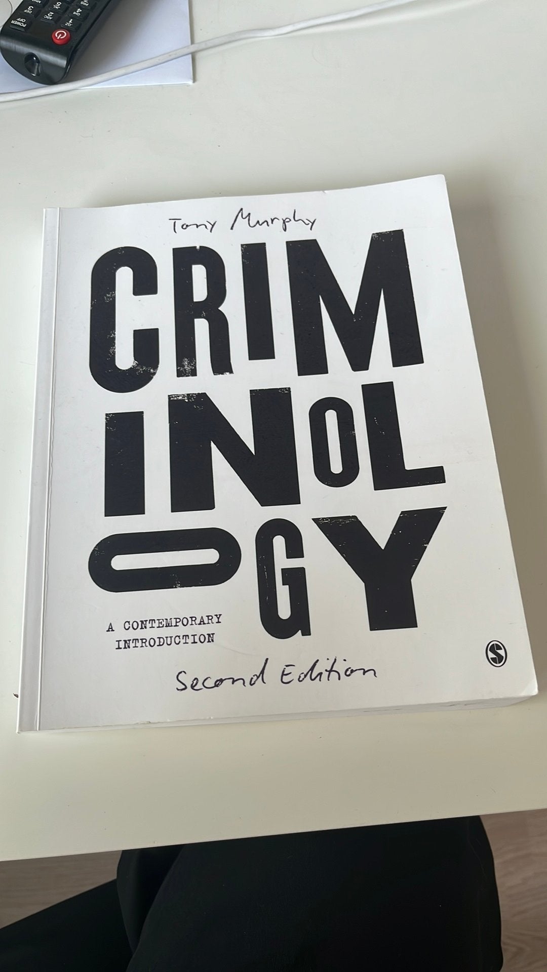 Criminology; A contemporary Introduction, Ophalen of Verzenden, Beta, Gelezen, WO