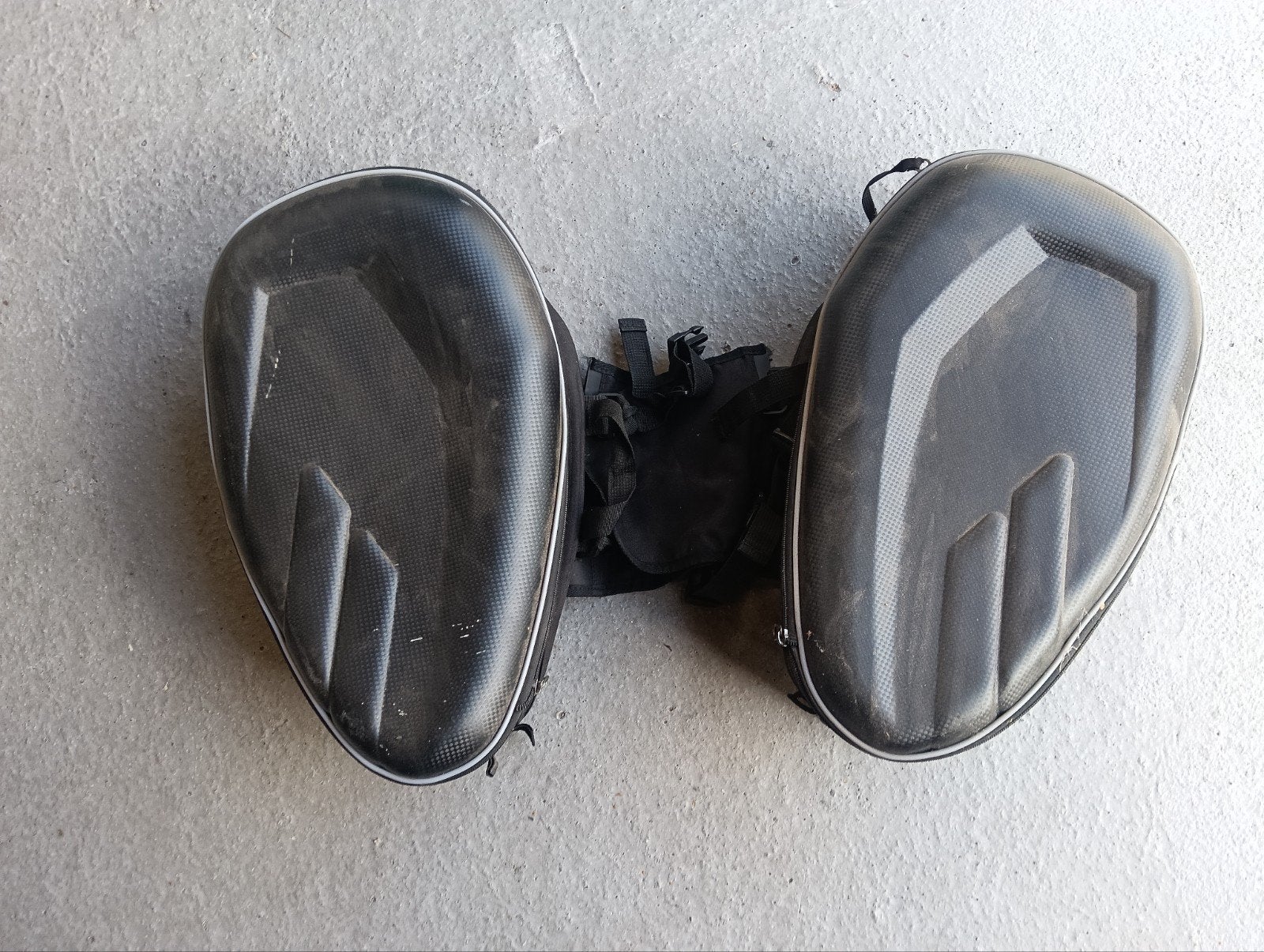 set half harde motor tassen, Motoren, Ophalen, Zo goed als nieuw