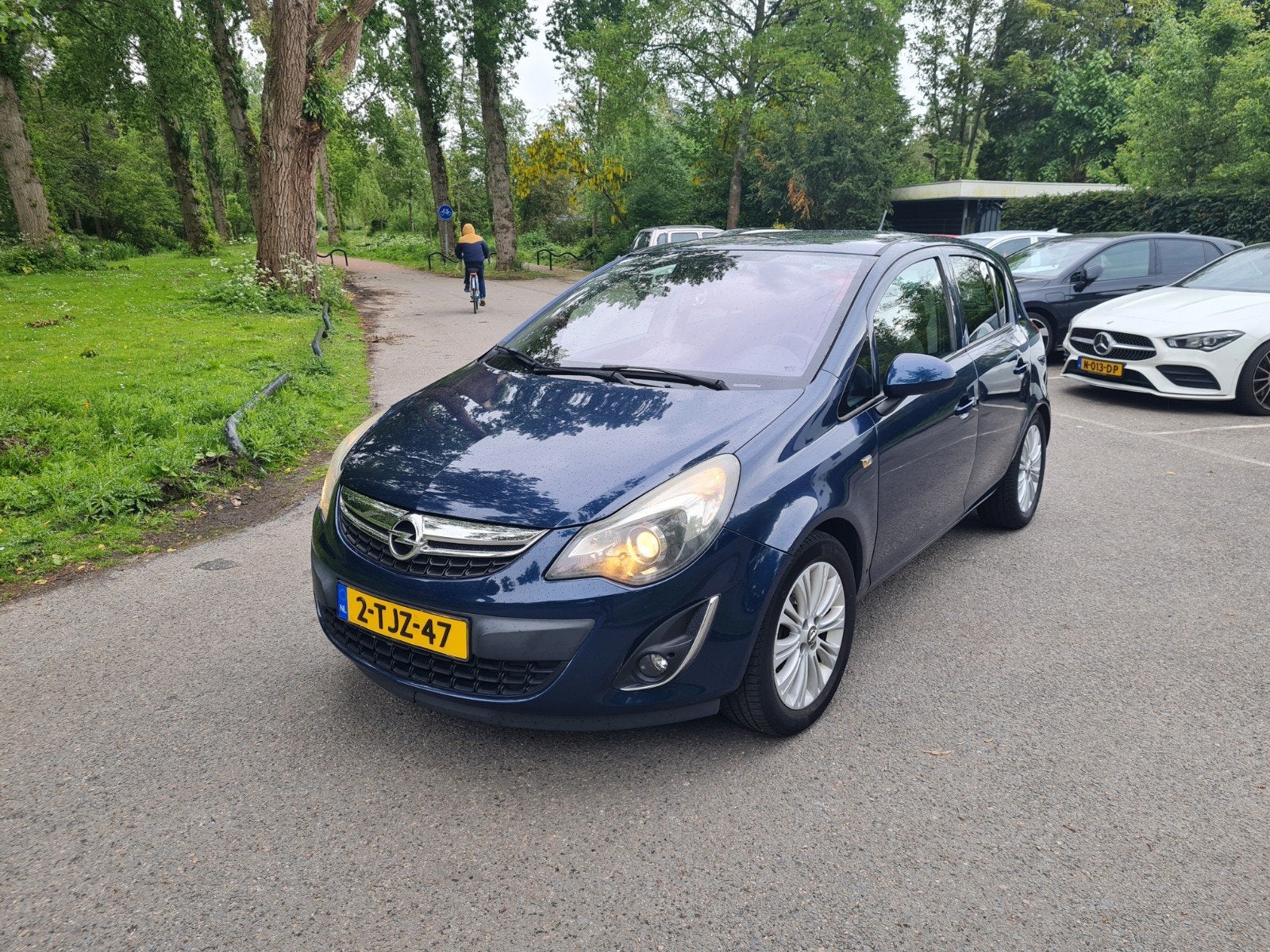 Opel Corsa 1.4 5-deurs 2014 Blauw Xenon PDC Stoel/StuurVrw., Auto's, Voorwielaandrijving, 1063 kg, 1398 cc, Blauw