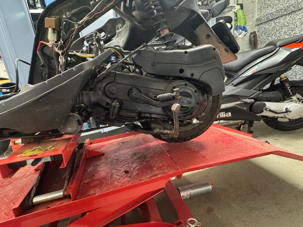 Piaggio 4-takt 50cc blok met Malossi vario, Ophalen of Verzenden, Gebruikt, Blok, Piaggio