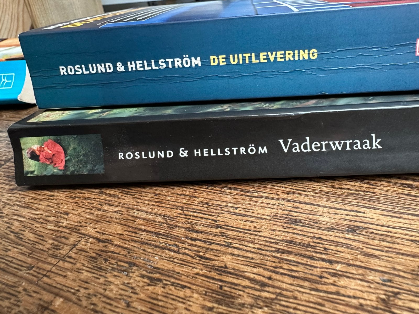 Roslund & Hellström: 2 titels, Ophalen of Verzenden, Zo goed als nieuw