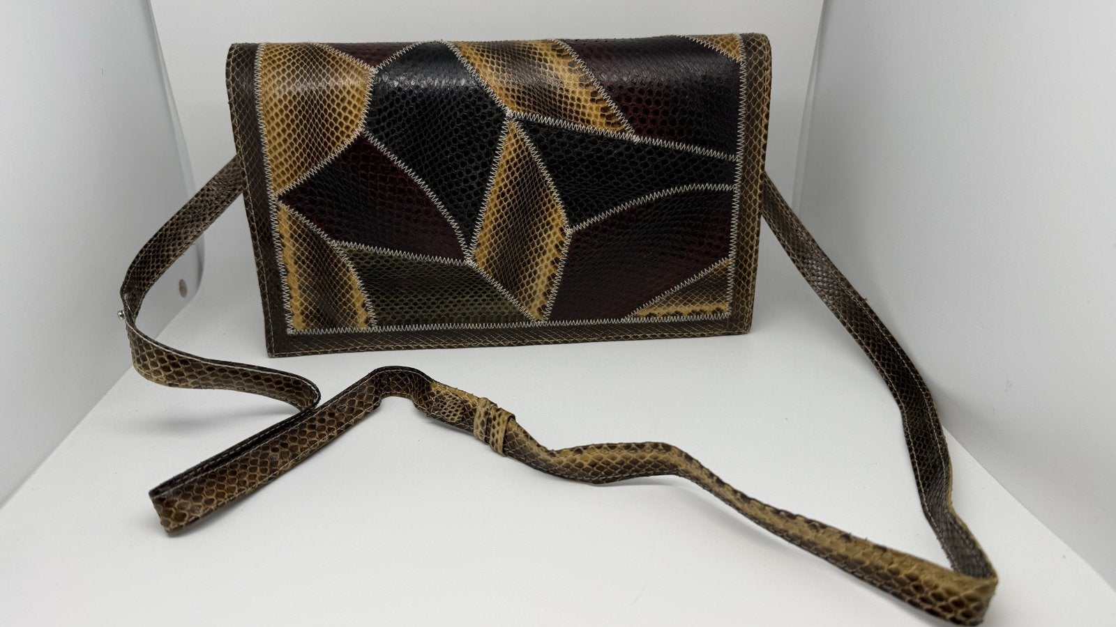 Nieuwe Slangenleren Tas - Verstelbare Schouderband, Sieraden, Tassen en Uiterlijk, Verzenden, Nieuw, Overige kleuren, Schoudertasje