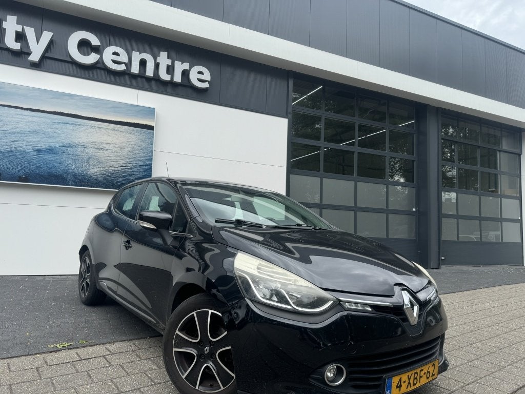 Renault Clio 1.5 dCi Dynamique Keyless Clima Cruise, Auto's, Renault, Voorwielaandrijving, Gebruikt, 4 cilinders, 96 €/maand