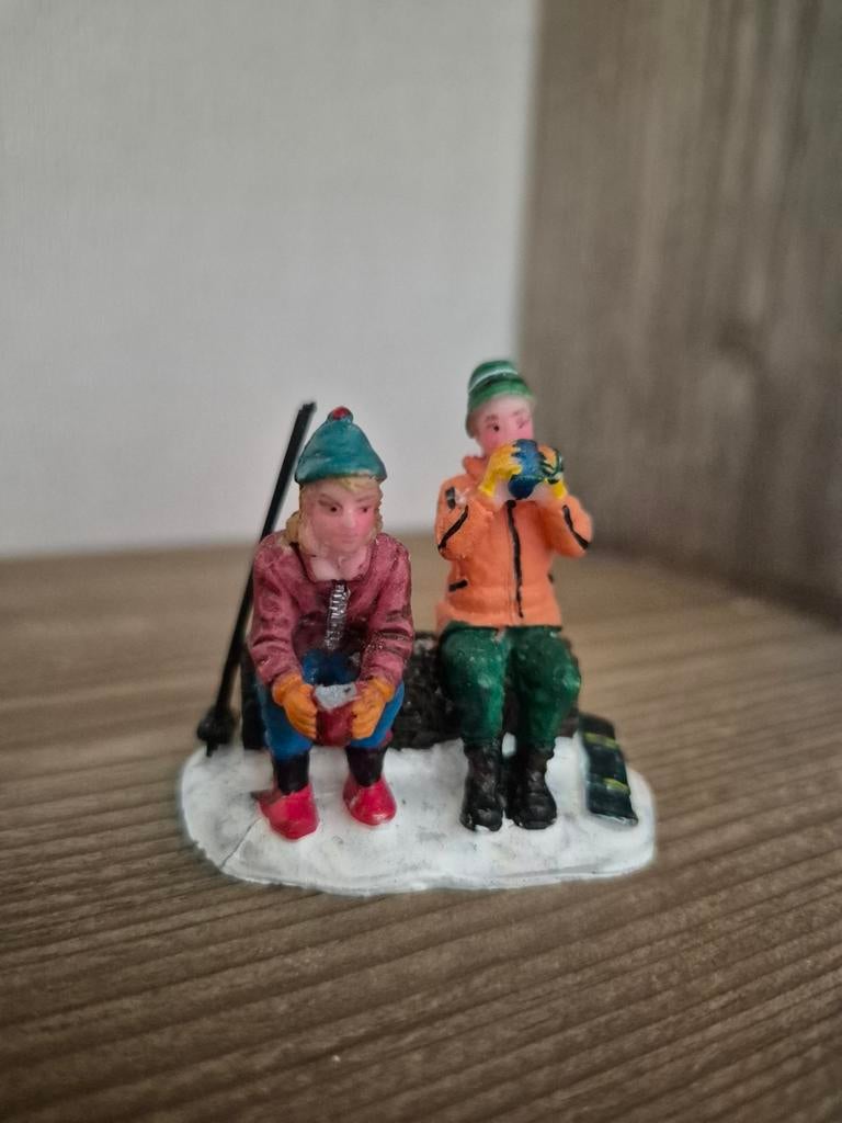 Lemax figuur 50 kerstdorp kersthuisjes, Diversen, Kerst, Ophalen of Verzenden, Zo goed als nieuw