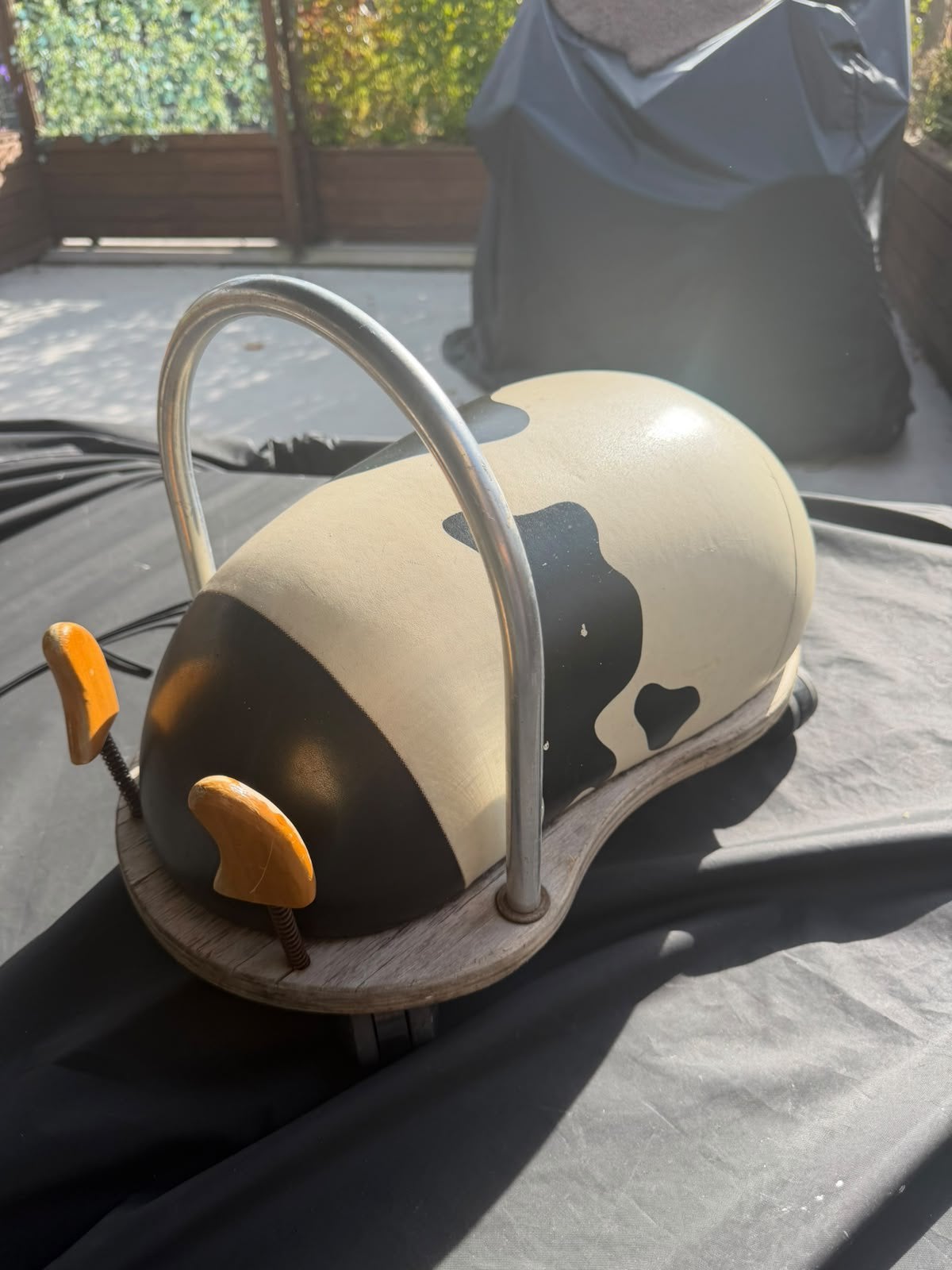 Wheelybug loopwagen/auto koe 47 cm lengte, Kinderen en Baby's, Ophalen of Verzenden, Zo goed als nieuw