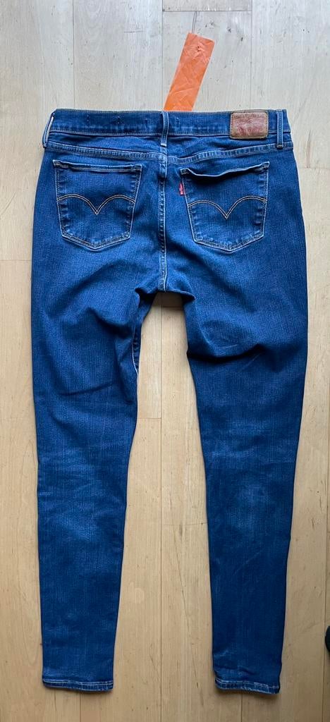 Levi Levis 710 Super Skinny jeans W31 L32 blauw, Kleding | Dames, Spijkerbroeken en Jeans, Ophalen of Verzenden, Zo goed als nieuw