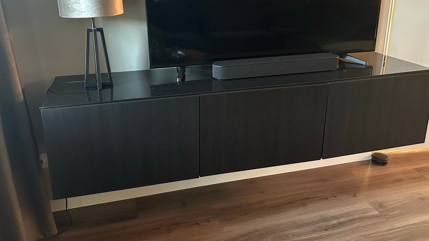 Besta TV meubel 180cm met glasplaat, Ophalen, 150 tot 200 cm, Zo goed als nieuw, Minder dan 100 cm